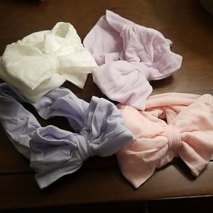 Set of 4 Very Soft Newborn Bows